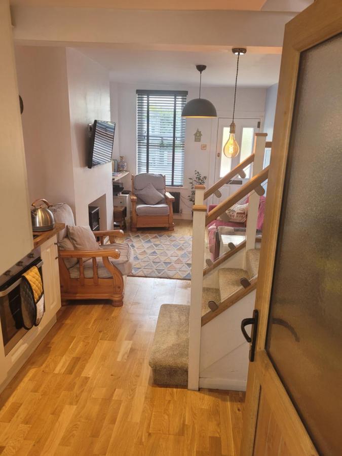 Little Haven 1 Bedroom House Sought After Area Топшем Экстерьер фото